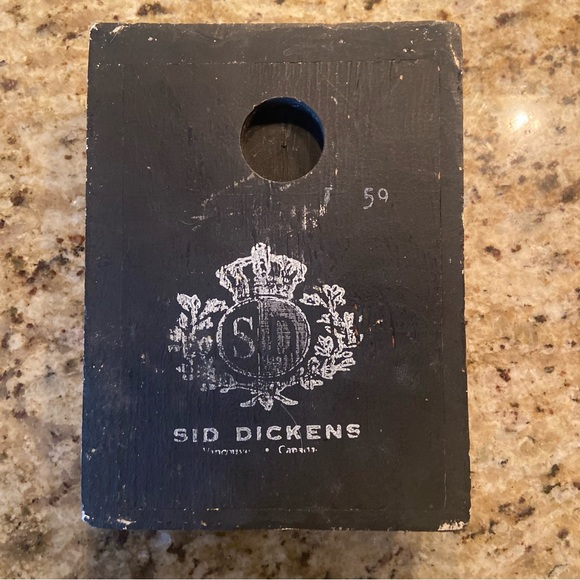 Sid Dickens Princess Tile - Picture 3 of 3